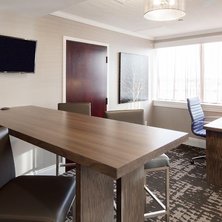 Crowne Plaza Hotel Moncton Downtown By Ihg Zewnętrze zdjęcie