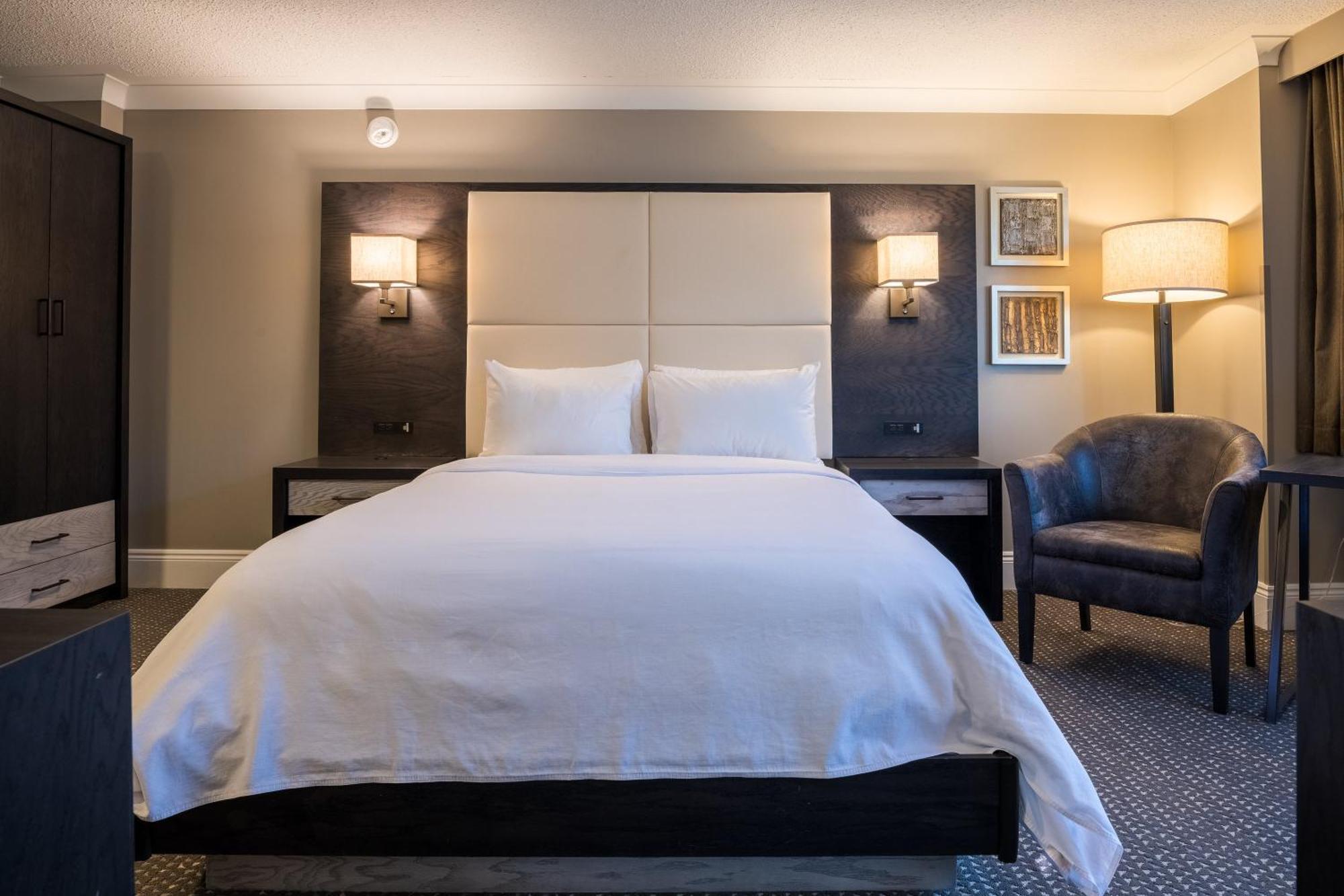 Crowne Plaza Hotel Moncton Downtown By Ihg Zewnętrze zdjęcie